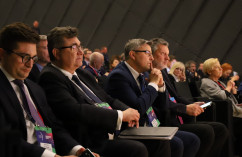 Zdjęcia z debaty na temat regionów górniczych podczas  Europejskiego Kongresu Gospodarczego /fot. A. Karendał/