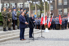 Zdjęcia z wojewódzkich obchodów Święta Narodowego Trzeciego Maja, 98. rocznicy wybuchu III powstania śląskiego oraz 90. urodzin gmachu ŚUW /fot. A. Karendał, A. Księżnik/