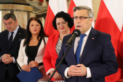 Konferencja prasowa podsumowująca wyniki naboru wniosków w ramach II edycji Programu Inwestycji Strategicznych - wypowiedź Wojewody Śląskiego /fot. A. Księżnik/