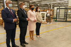 Wizyta premiera Mateusza Morawieckiego w firmie Eko-Okna /fot. A. Księżnik/
