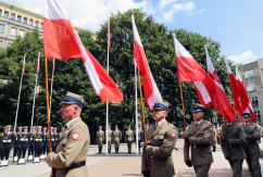 Zdjęcia z centralnych obchodów Święta Wojska Polskiego i 100. rocznicy wybuchu Powstań Śląskich w Katowicach /fot. Anna Karendał/