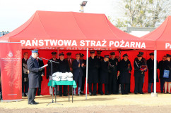 Uroczystość podpisania aktu erekcyjnego oraz wmurowania kamienia węgielnego pod budowę strażnicy Komendy Miejskiej Państwowej Straży Pożarnej w Bytomiu.