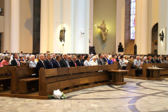 Galeria zdjęć z uroczystości święceń biskupich ks. prałata Grzegorza Olszowskiego w katowickiej katedrze Chrystusa Króla /fot. A. Karendał/