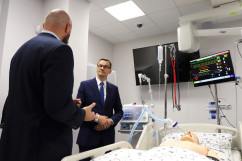 Wizyta premiera Mateusza Morawieckiego w Centrum Symulacji Medycznej w Zabrzu /fot. A. Księżnik/