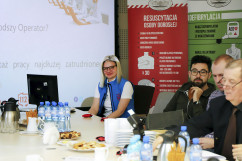 Galeria zdjęć z konferencji z okazji urodzin numeru alarmowego 112 z udziałem wojewody śląskiego Jarosława Wieczorka /fot. Anna Karendał/