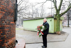 Galeria zdjęć z uczczenia 77. rocznicy powołania Armii Krajowej /fot. A. Karendał/