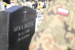 Fotogaleria z odwiedzin cmentarzy i mogił w przededniu Wszystkich Świętych/fot. I. Matuszewska