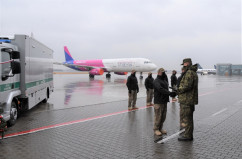 Przekazanie ambulansu pirotechnicznego Straży Granicznej /fot. Śląski Oddział Straży Granicznej/