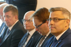 Podpisanie umowy na rozbudowę i doposażenie szpitala MSWiA w Katowicach /fot. A. Kucharzewska/