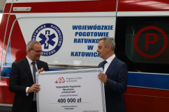 Podpisanie umów na wymianę akceleratora i zakup karetek dla województwa śląskiego /fot. I. Matuszewska/