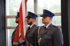 Obchody z okazji 100. rocznicy utworzenia Policji Województwa Śląskiego i przyłączenia części Górnego Śląska do Polski - poczet sztandarowy Policji /fot. B. Szwedowski/