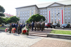 Obchody setnej rocznicy wybuchu II Powstania Śląskiego i Bitwy Warszawskiej /fot. ŚUW/