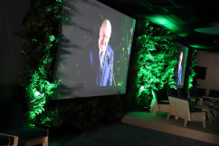 Wicewojewoda śląski Jan Chrząszcz odczytuje list od Premiera Mateusza Morawieckiego podczas inauguracji Śląskiego Konwentu Klimatycznego 