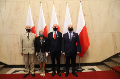 Wręczenie odznaczeń państwowych /fot. ŚUW/