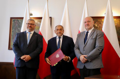 Podpisanie umów maluch+