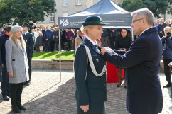 Uroczystość nadania sztandaru Izbie Administracji Skarbowej w Katowicach /fot. A. Księżnik/