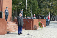 Uroczystość nadania sztandaru Izbie Administracji Skarbowej w Katowicach /fot. A. Księżnik/
