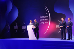 Zdjęcia z pierwszego dnia Europejskiego Kongresu Gospodarczego z udziałem wojewody śląskiego /fot. Anna Karendał/