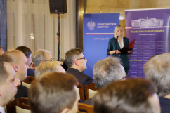 Galeria zdjęć z prezentacji Programu dla Śląska  oraz podpisania umowy w ramach programu Mieszkanie Plus w Śląskim Urzędzie Wojewódzkim /fot. A. Karendał/
