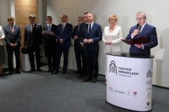 Otwarcie Panteonu Górnośląskiego - przemówienie wicepremiera Piotra Glińskiego /fot. A. Księżnik/