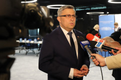 Polsko-Ukraińskie Forum Pracy - indywidualna wypowiedź wojewody śląskiego Jarosława Wieczorka dla mediów fot. A. Księżnik