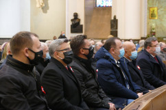 Msza święta - delegacja władz rządowo-samorządowych /fot. A. Kucharzewska/