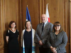 Uczestnicy spotkania wicewojewody śląskiego z konsul generalną Francji/fot. ŚUW