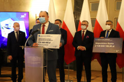 Konferencja prasowa dotycząca Programu Inwestycji Strategicznych - przemówienie Marszałka Województwa /fot. A. Księżnik/