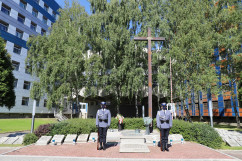 Warta honorowa przy Grobie Policjanta Polskiego/fot. I. Matuszewska
