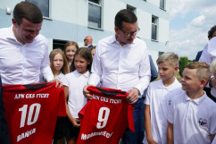 Wizyta premiera Mateusza Morawieckiego w Szkole Mistrzostwa Sportowego w Tychach /fot. A. Kucharzewska/