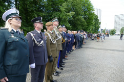 Obchody Narodowego Dnia Powstań Śląskich - uczestnicy uroczystości /fot. ŚUW/