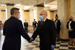 Wręczenie odznaczeń państwowym pracownikom służby zdrowia /fot. A. Księżnik/
