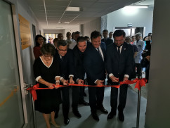 Otwarcie zmodernizowanych oddziałów Uniwersyteckiego Centrum Klinicznego im. prof. K. Gibińskiego Śląskiego Uniwersytetu Medycznego w Katowicach /fot. M. Targoś/