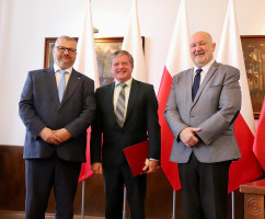 Podpisanie umów maluch+