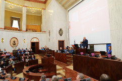 Galeria zdjęć z konferencji nt. Pomników Historii w Sali Sejmu Śląskiego /fot. A. Karendał/
