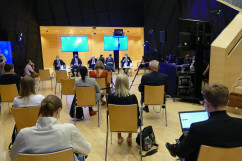Konferencja poprzedzajaca EEC - uczestnicy konferencji i dziennikarze /fot. A. Kucharzewska/