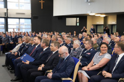 Obchody z okazji 100. rocznicy utworzenia Policji Województwa Śląskiego i przyłączenia części Górnego Śląska do Polski - uczestnicy wydarzenia /fot. B. Szwedowski/