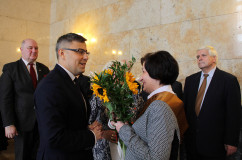 Galeria ze zdjęciami z finału konkursu na najaktywniejszą seniorkę i seniora roku 2017 z udziałem wojewodów Jarosława Wieczorka oraz Jana Chrząszcza /fot. A. Karendał/