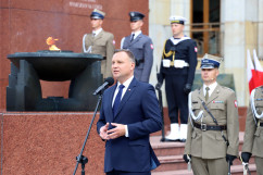Zdjęcia z centralnych obchodów Święta Wojska Polskiego i 100. rocznicy wybuchu Powstań Śląskich w Katowicach /fot. Anna Karendał/
