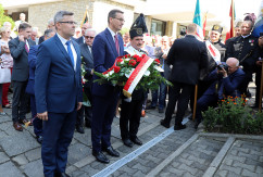Galeria zdjęć z obchodów w Jastrzębiu-Zdroju z udziałem premiera Mateusza Morawieckiego oraz wojewody Jarosława Wieczorka /fot. A. Karendał/