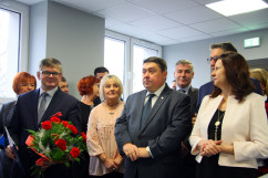 Otwarcie nowego bloku operacyjne w szpitalu w Wodzisławiu Śląskim z udziałem wicewojewody Mariusza Trepki.