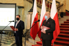 Briefing prasowy dot. wsparcia seniorów /fot. A. Księżnik/