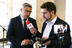 Briefing prasowy ws. wsparcia dla placówek służby zdrowia /fot. B. Półrolnik/