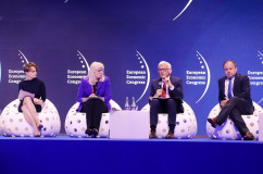 Zdjęcia z pierwszego dnia Europejskiego Kongresu Gospodarczego z udziałem wojewody śląskiego /fot. Anna Karendał/