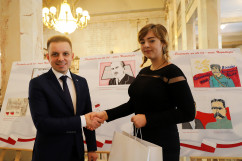 Galeria zdjęć z finału konkursu „Pocztówka na sto lat – moja Niepodległa” oraz wernisażu prac /fot. Anna Karendał/