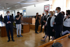 Wręczenie czeków w ramach programu 