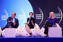 Zdjęcia z pierwszego dnia Europejskiego Kongresu Gospodarczego z udziałem wojewody śląskiego /fot. Anna Karendał/