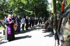 Uroczystości z okazji 81. rocznicy śmierci Wojciecha Korfantego /fot. A. Księżnik/