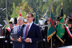 Galeria zdjęć z obchodów w Jastrzębiu-Zdroju z udziałem premiera Mateusza Morawieckiego oraz wojewody Jarosława Wieczorka /fot. A. Karendał/