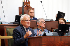 Galeria zdjęć z konferencji nt. Pomników Historii w Sali Sejmu Śląskiego /fot. A. Karendał/